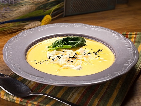 Кремообразна гъбена супа с крема сирене и прясно мляко - снимка на рецептата